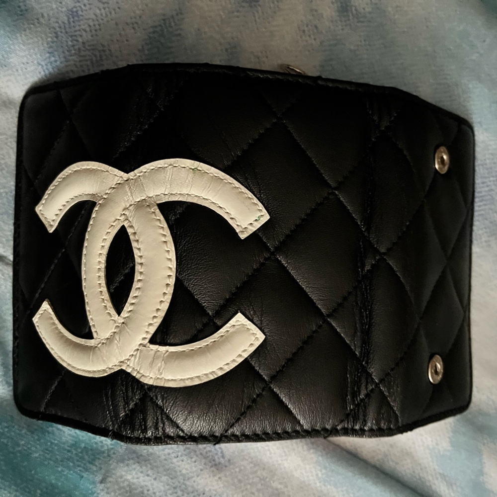 Key holder/ key chain CHANEL Black Quilted Cambon
Ligne Multicles Key Holder
